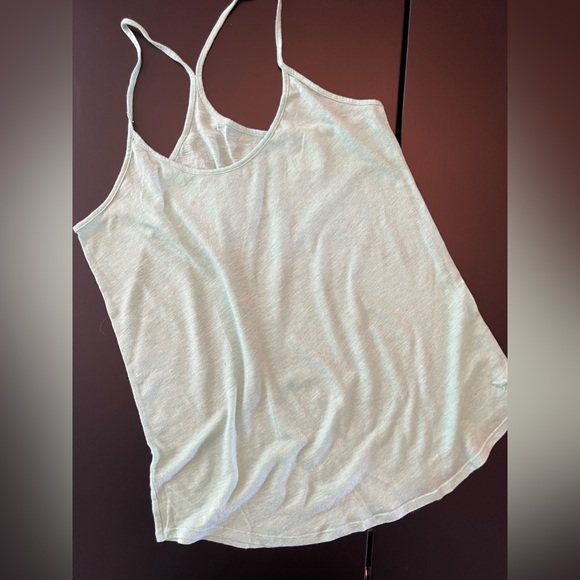 Pink brand tank - Picture 2 of 2